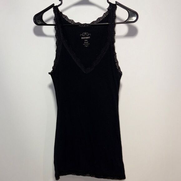 Old Navy Black Camisole with Lace Trim - Picture 1 of 9